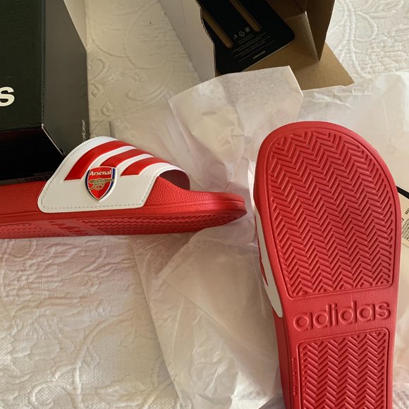 New ADIDAS ADILETTE SHOWER ARSENAL SANDALS, sz 8 main image 4